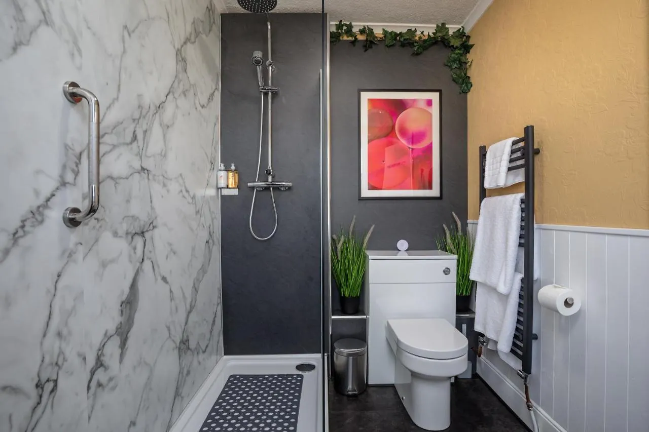 Glenholme Guest House Scarborough