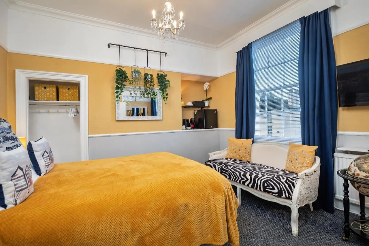 Glenholme Guest House Scarborough