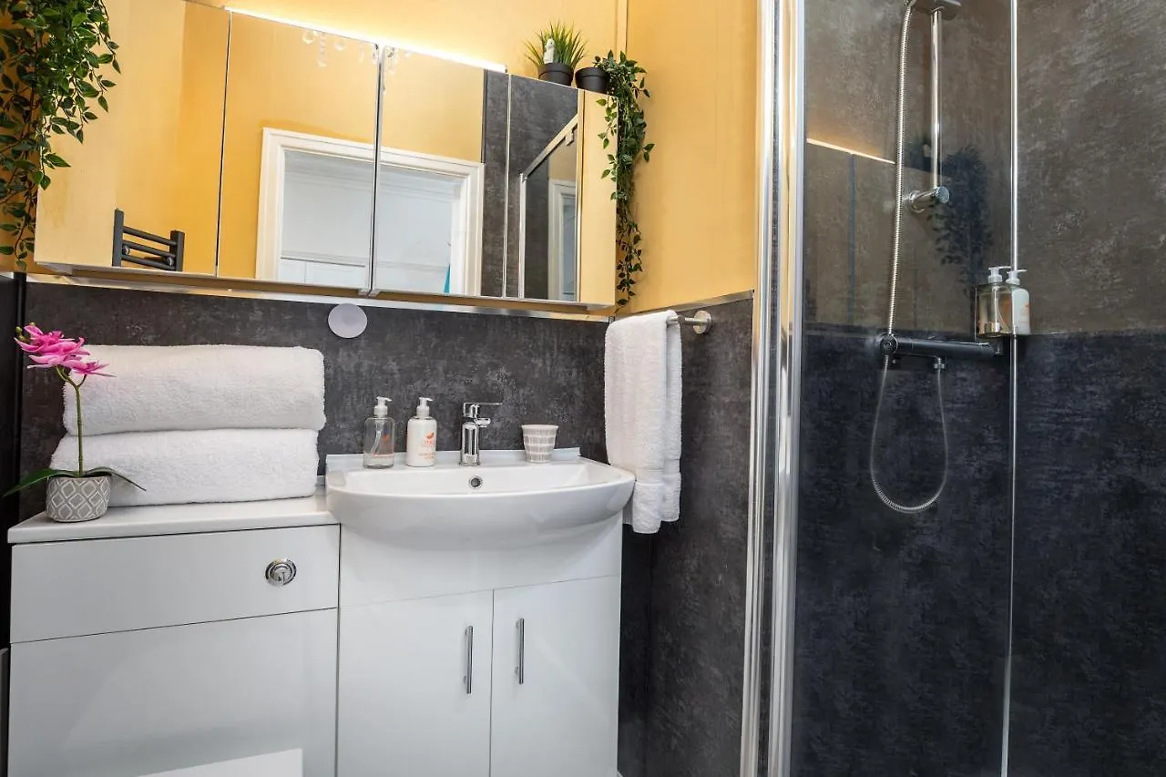 Glenholme Guest House Scarborough